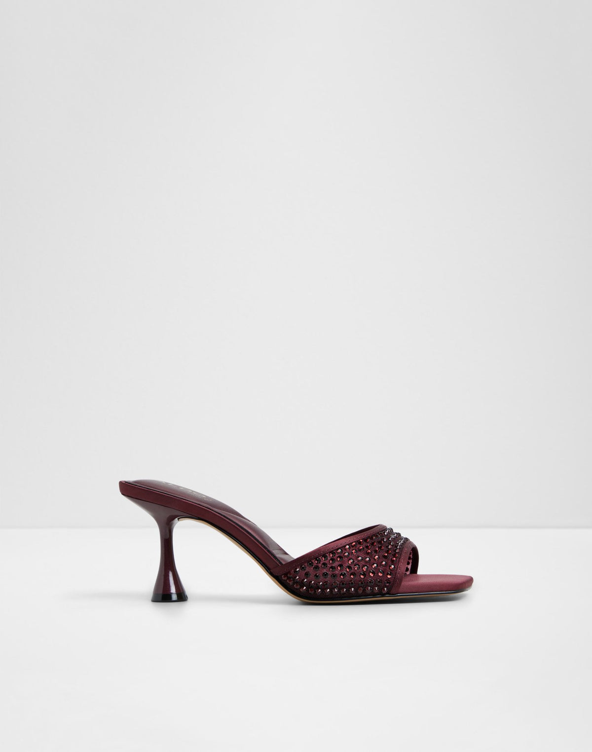 Agatha - Red - alternate image