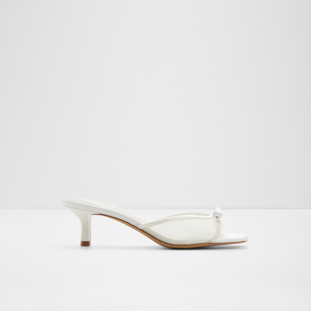 Begoniaa - White (121) - square image