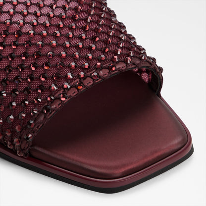 Bessy - Red - image 4