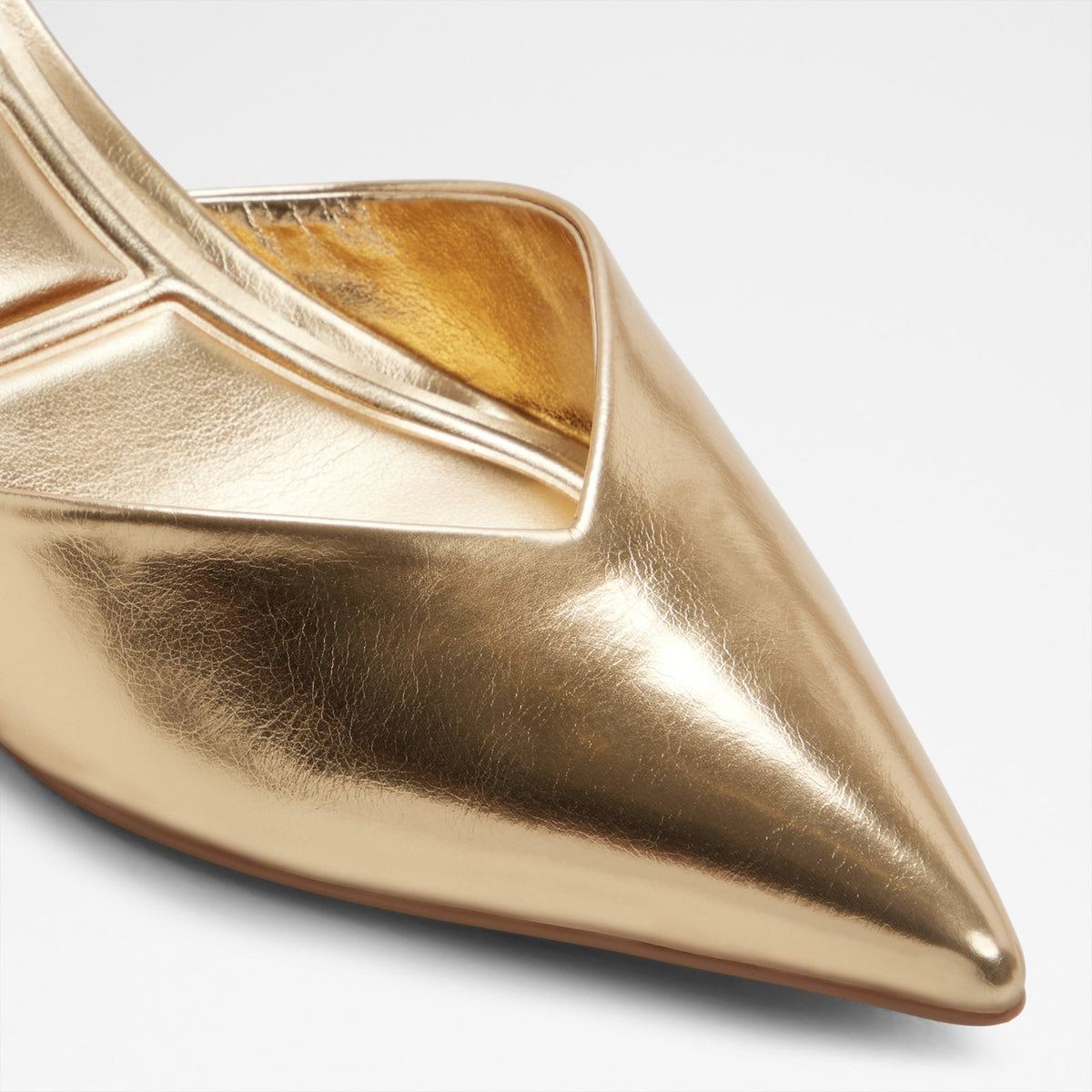 Calresa - Gold (711) - image 4