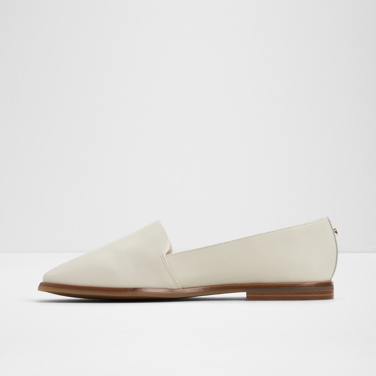 Caraelia - White - image 2
