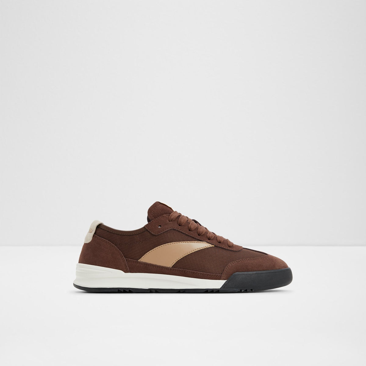 Clubmtl - Brown - square image