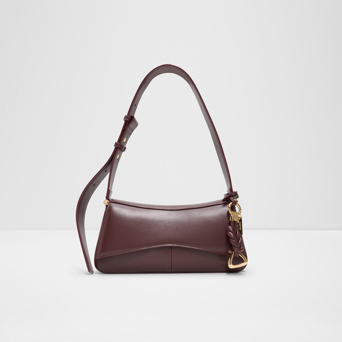 Evena - Red - square image