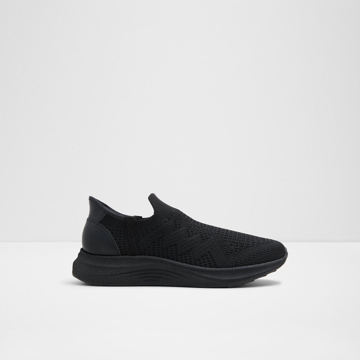 Fredrik - BLACK - square image