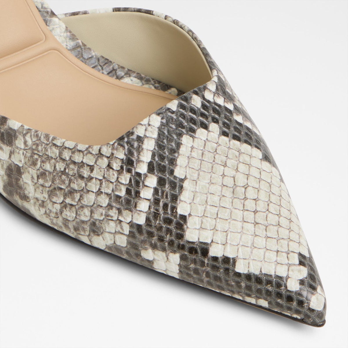 Gavedessi - White (122) - image 4