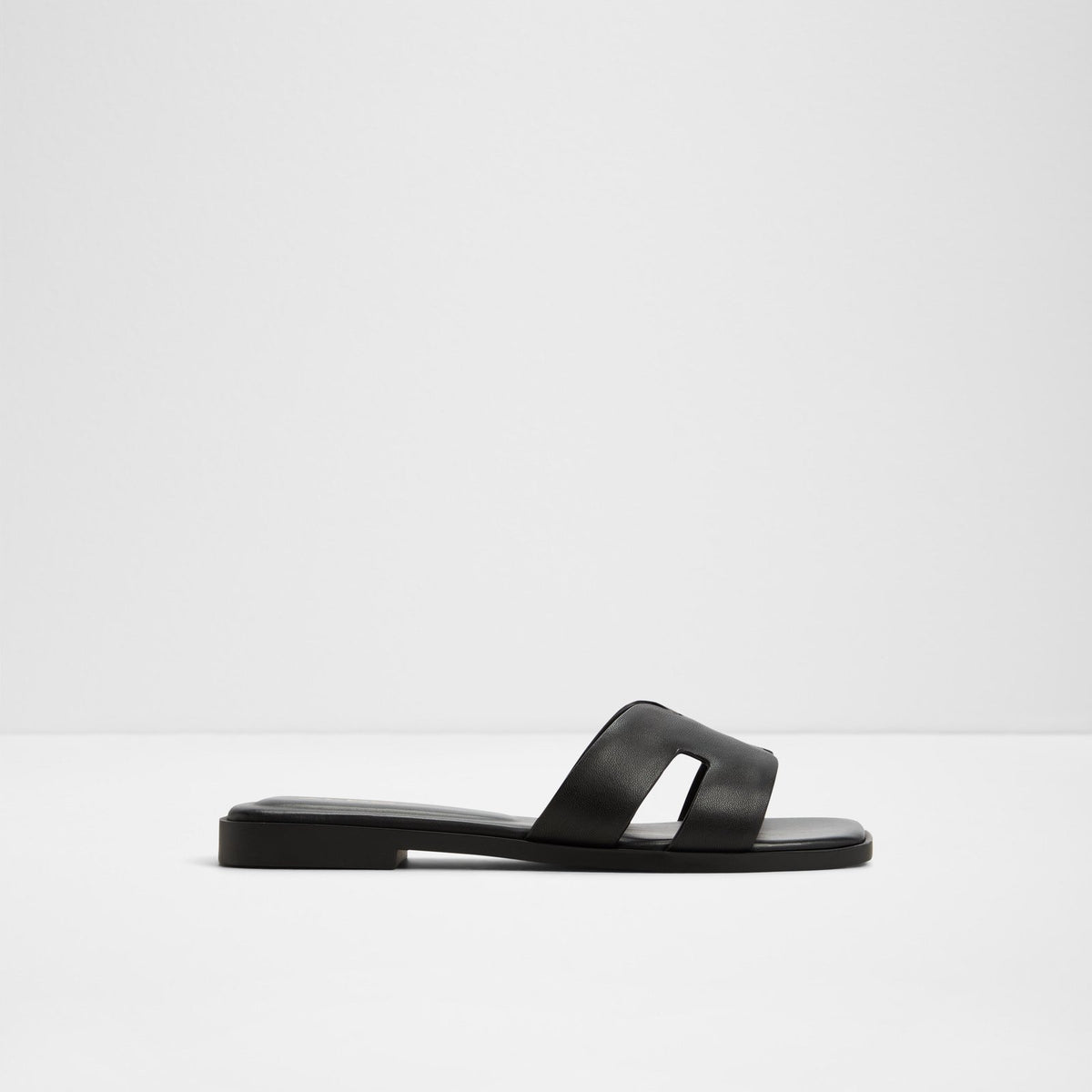 Itsandal - Black - square image