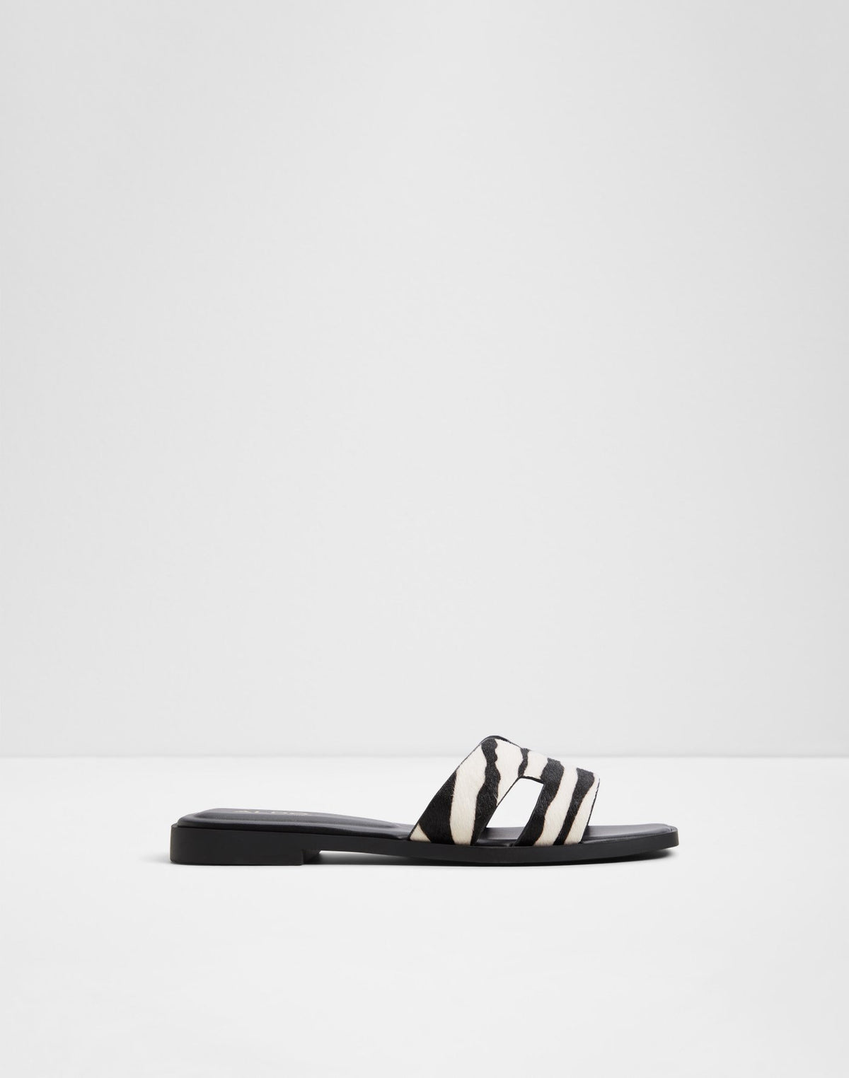 Itsandal - White (122) - alternate image