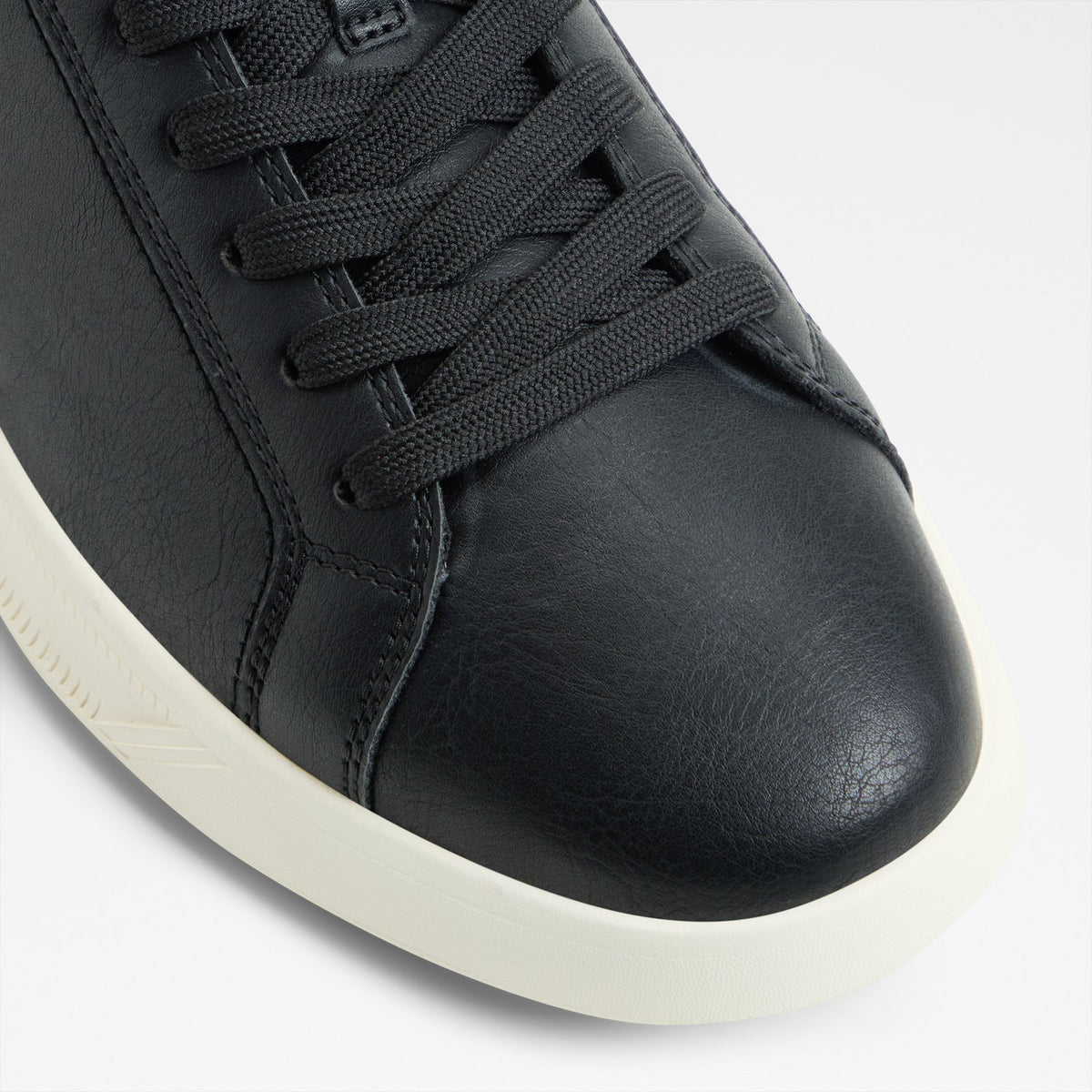 Jeremie - Black (001) - image 4