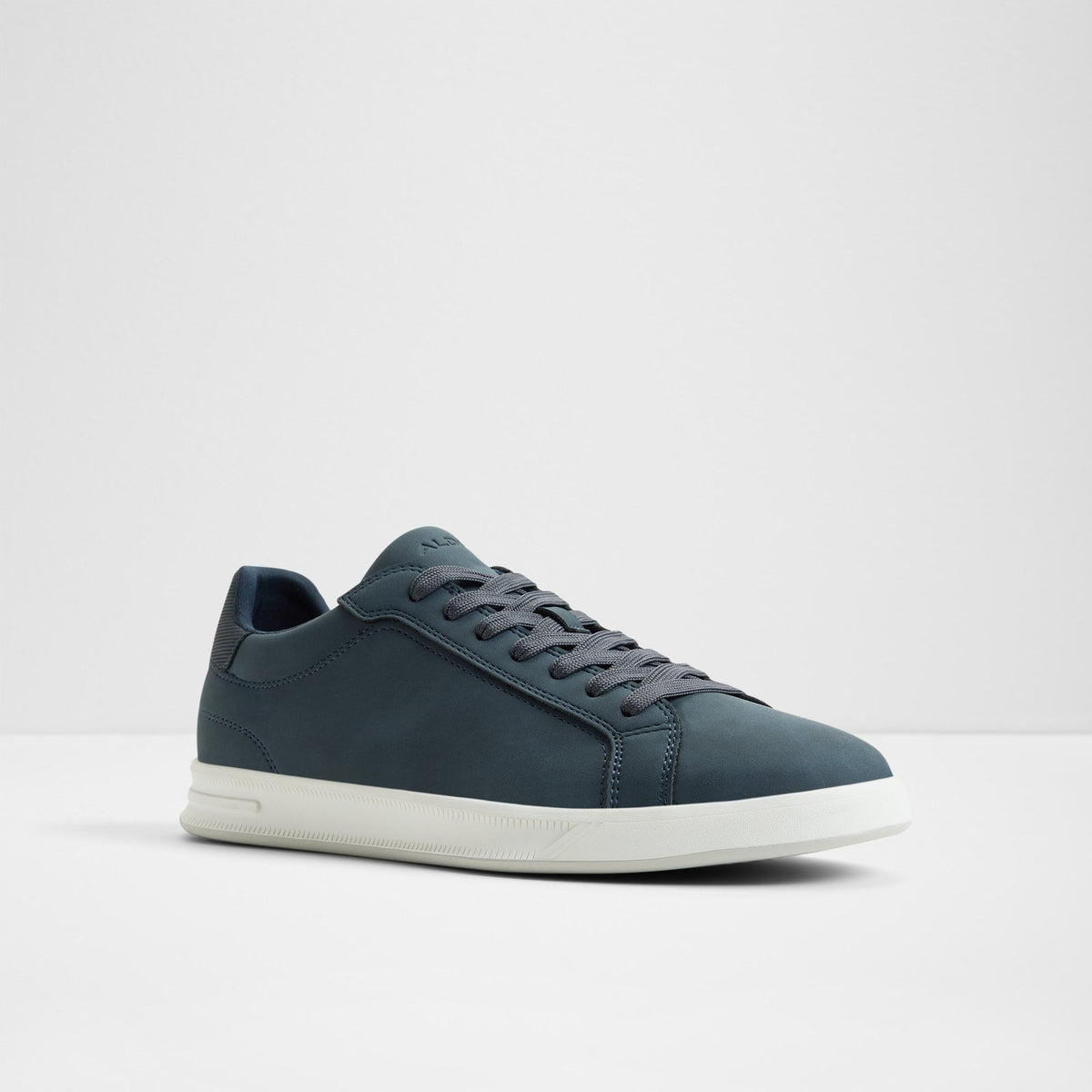 Jeremie - Blue - image 3