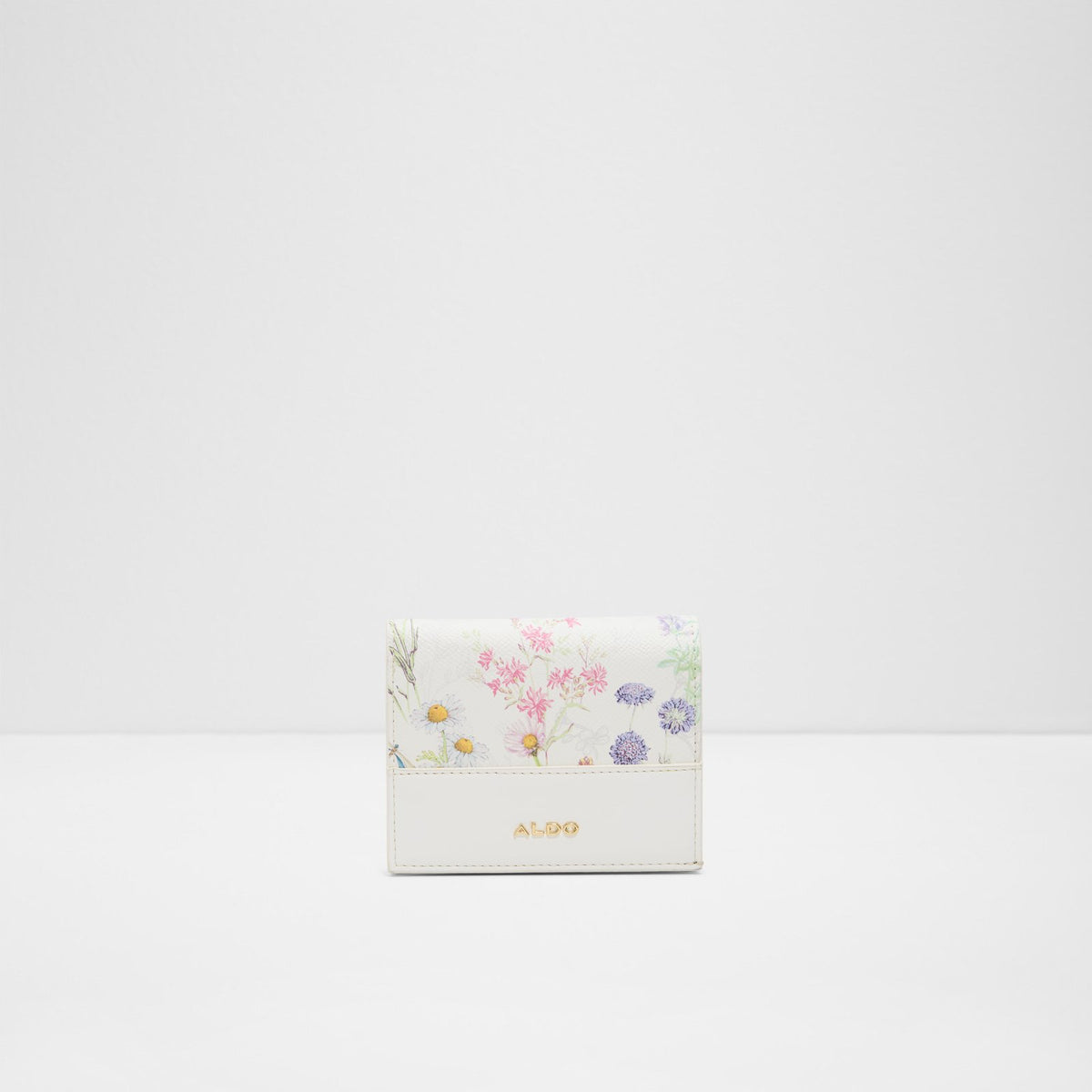 Luccia - Light Pink - square image