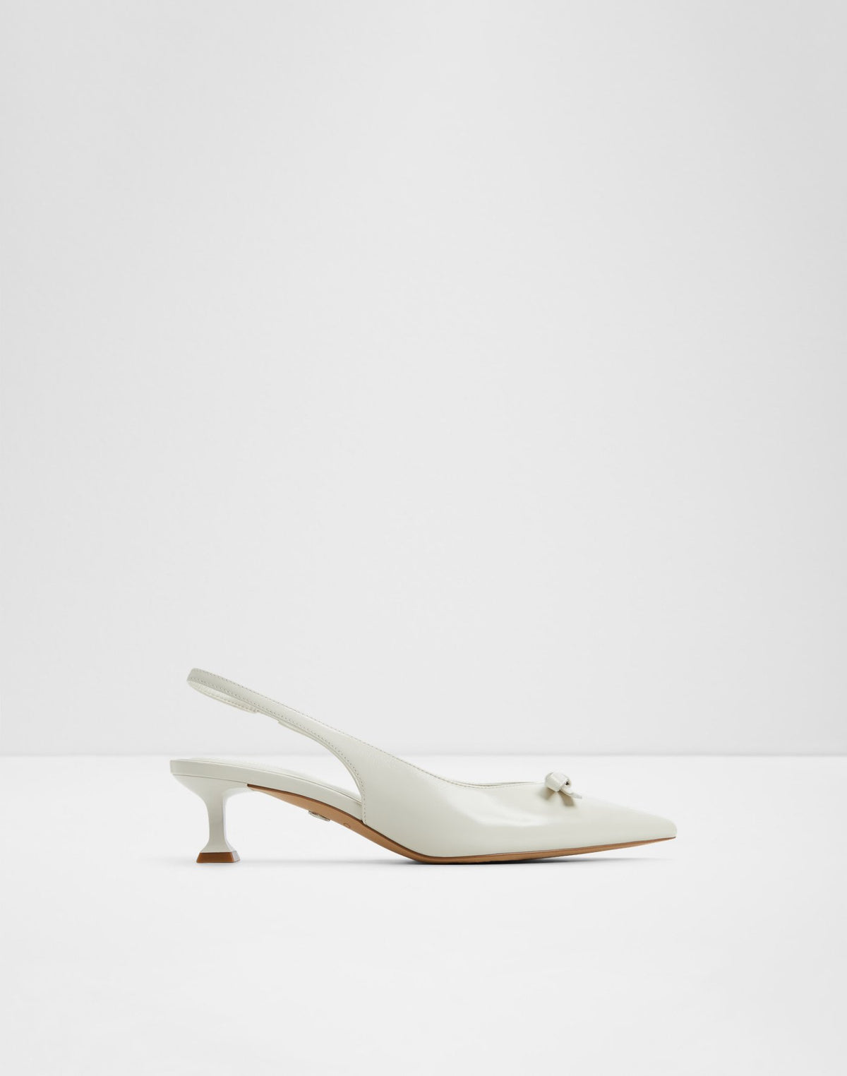 Luxuriant - White - alternate image