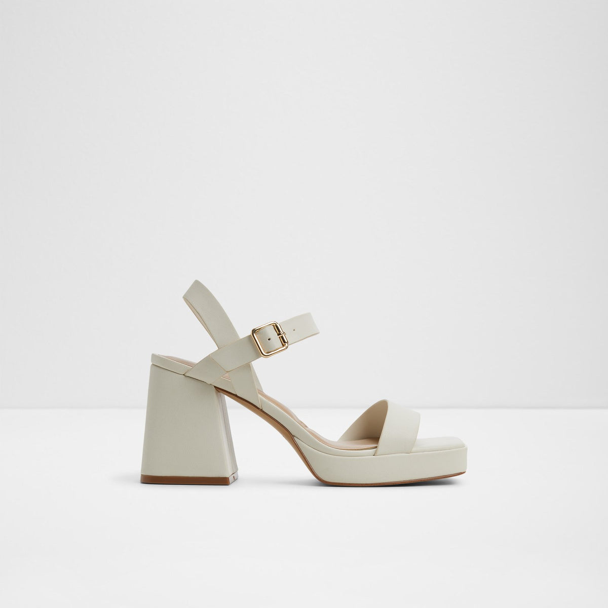 Montse - White - square image